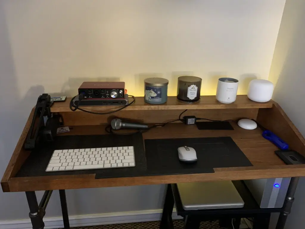 The secondary desk setup with more work from home items.