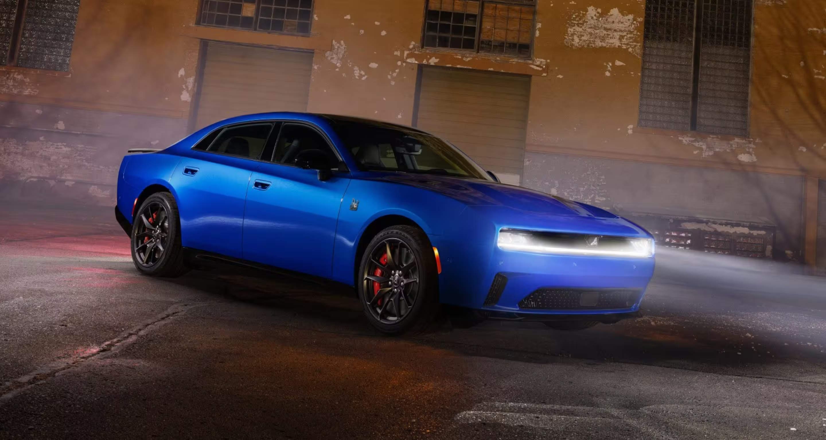 The current image has no alternative text. The file name is: my26-dodge-charger-gallery-01-jpg-image-2880